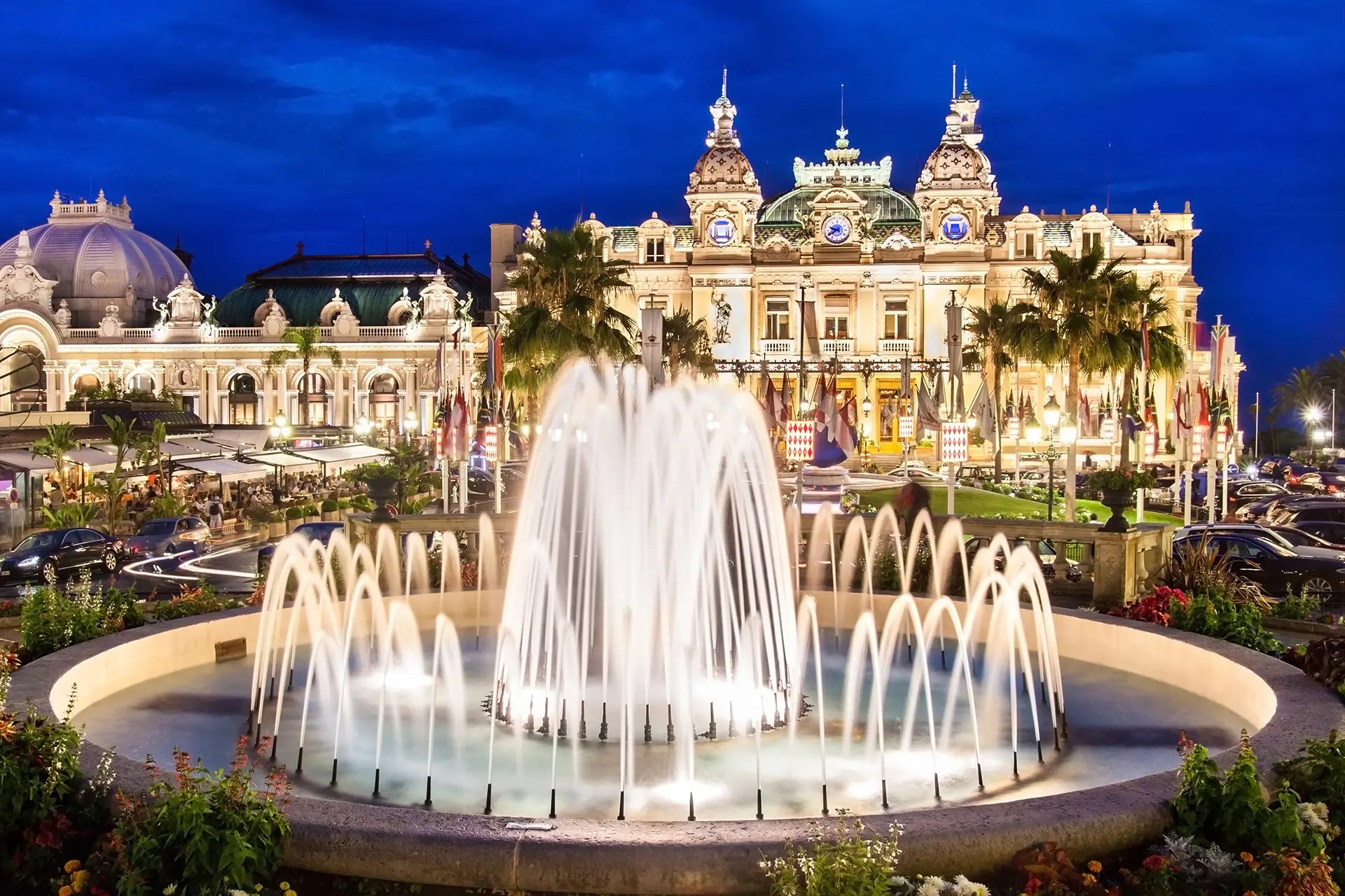 Casino de Monte-Carlo illuminé, de nuit